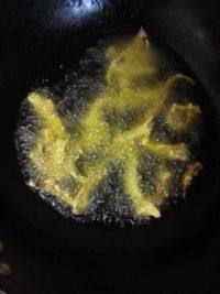 色味俱全的干炸鲜蘑