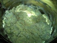 自制饺子皮做法图解3)