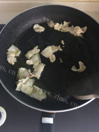 好吃的尖椒豆豉炒土豆片做法图解4)