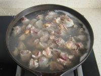 家常菜西红柿土豆炖牛肉做法图解3)
