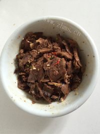 回味无穷的凉拌牛肉做法图解5)