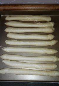美味的奶香排包做法图解6)