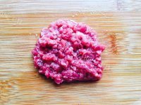 自制番茄牛肉小米粥做法图解1)