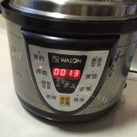 美味的笋干红烧肉做法图解8)