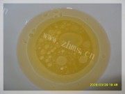 香橙戚风蛋糕卷做法图解2)