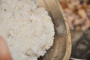 美味的炒饭寿司做法图解7)