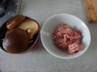 开胃的香菇瘦肉粥做法图解2)