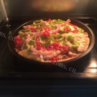 妈妈做的杏鲍菇鸡肉披萨做法图解6)