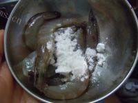 家庭版茄汁大虾做法图解4)