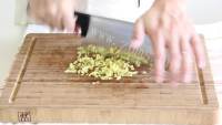 家常菜炖豆腐做法图解6)