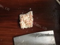 美味的芹菜猪肉馅饺子做法图解9)