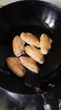 喷香的啤酒鸡翅做法图解2)