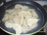 自己做的牛肉大葱水饺做法图解16)