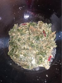好吃的香椿炒鸡蛋做法图解5)