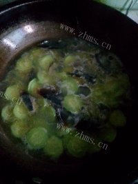 美味的黄瓜皮蛋汤