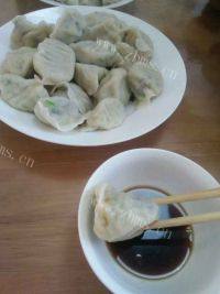 味道不错的莲藕猪肉水饺做法图解9)