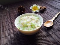 自制豆腐白菜瘦肉粥做法图解12)