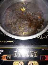 独特的港式奶茶做法图解3)