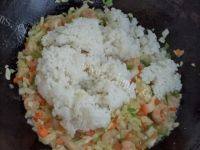 虾仁炒饭（家庭版）做法图解8)