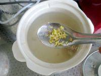 美味的腐竹粥做法图解4)