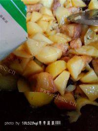 家常菜土豆烧五花肉做法图解10)