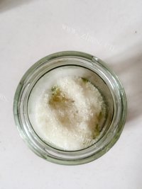 爽口的糖渍柠檬做法图解6)