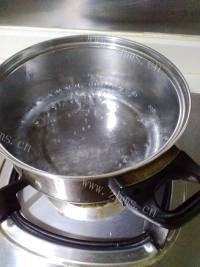 美味海底椰无花果香菇炖鸡做法图解4)