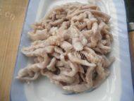 家常菜香菜炒肉丝做法图解7)