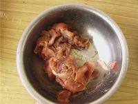 家常菜香菇山药炒肉片做法图解1)