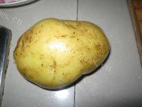 家常版炒土豆片做法图解1)