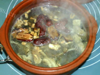 营养美味的参枣当归牛肉汤做法图解9)