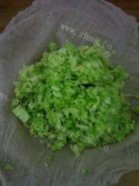 回味无穷的白菜水饺做法图解4)