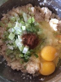 自制豆渣煎饼做法图解2)