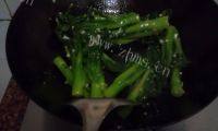 家常菜蒜茸菜心做法图解11)
