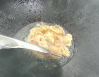 色味俱佳的青豆炒肉做法图解7)