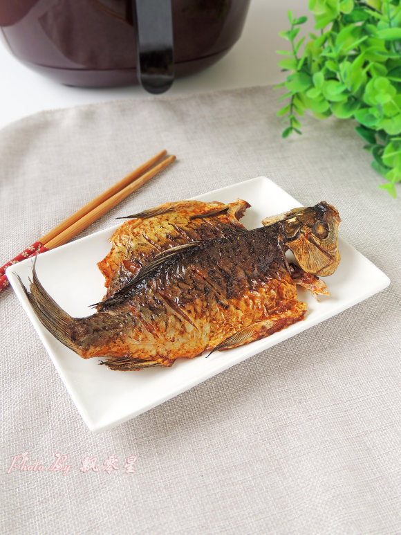 孜然烤鲫鱼