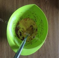 色泽鲜亮的红丝绒蛋糕做法图解7)