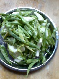 特色美食-豆角焖面做法图解2)