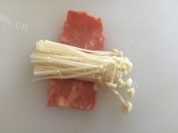 滑嫩的培根蒸金针菇做法图解4)