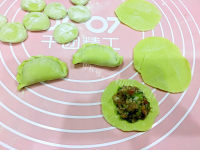 蔬菜味速冻彩色花样饺子的做法图解十二