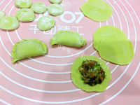 蔬菜味速冻彩色花样饺子做法图解12)