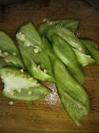 家常菜尖椒干豆腐做法图解2)