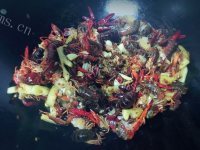 美味的香辣啤酒小龙虾做法图解6)