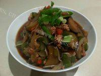 美味的金针菇茄子煲