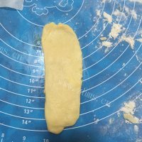 美味的红豆蛋黄酥做法图解12)
