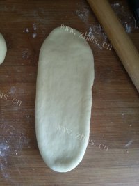 自制心形椰蓉面包做法图解9)