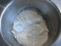 玫瑰花酥饼做法图解3)