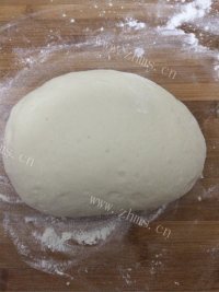 椒盐花卷做法图解3)