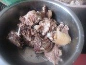 美味的羊头汤做法图解1)