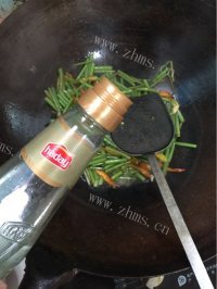 香炒泡椒红薯杆儿做法图解5)